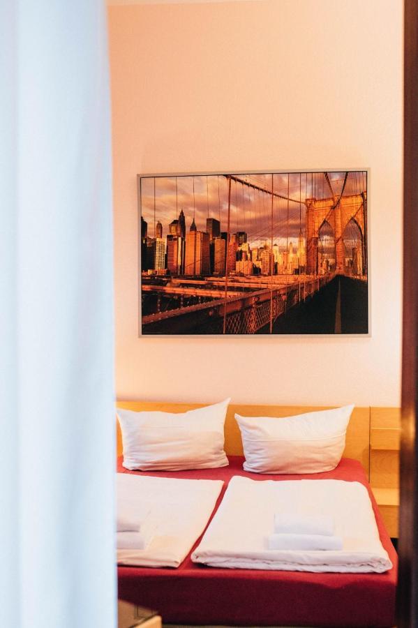 Hotel My Bed เดรสเดน ภายนอก รูปภาพ